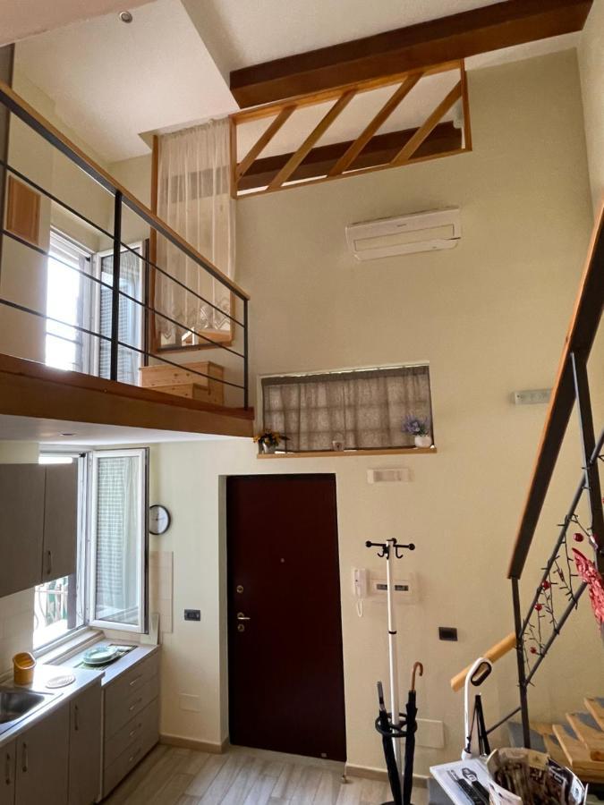 Queen Carolina'S Homes - Apartments In Old Town ナポリ エクステリア 写真